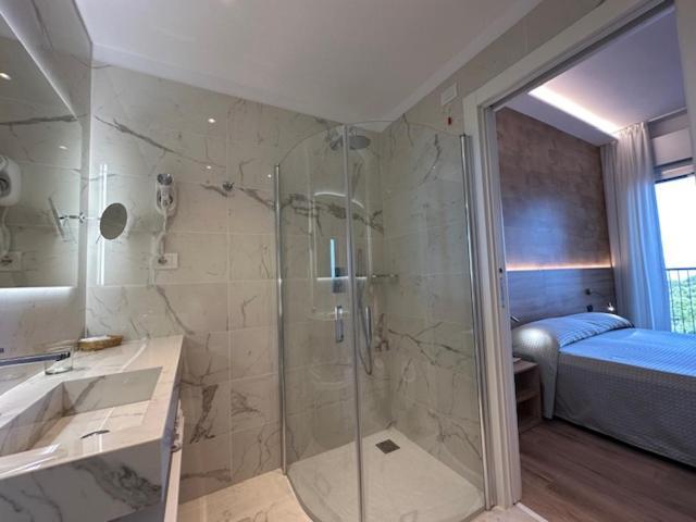 Hotel Beau Rivage Pineta Лидо ди Йезоло Стая снимка